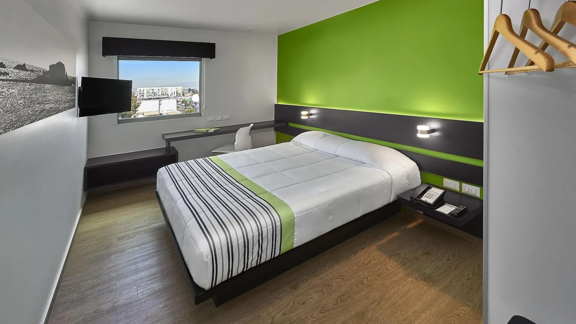 City Express Junior By Marriott Cancún 3*,