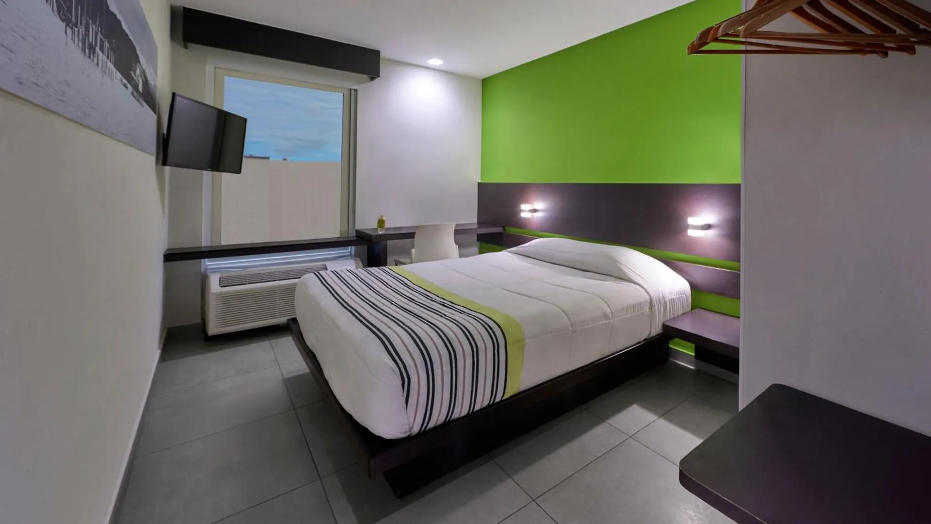 City Express Junior By Marriott Cancún