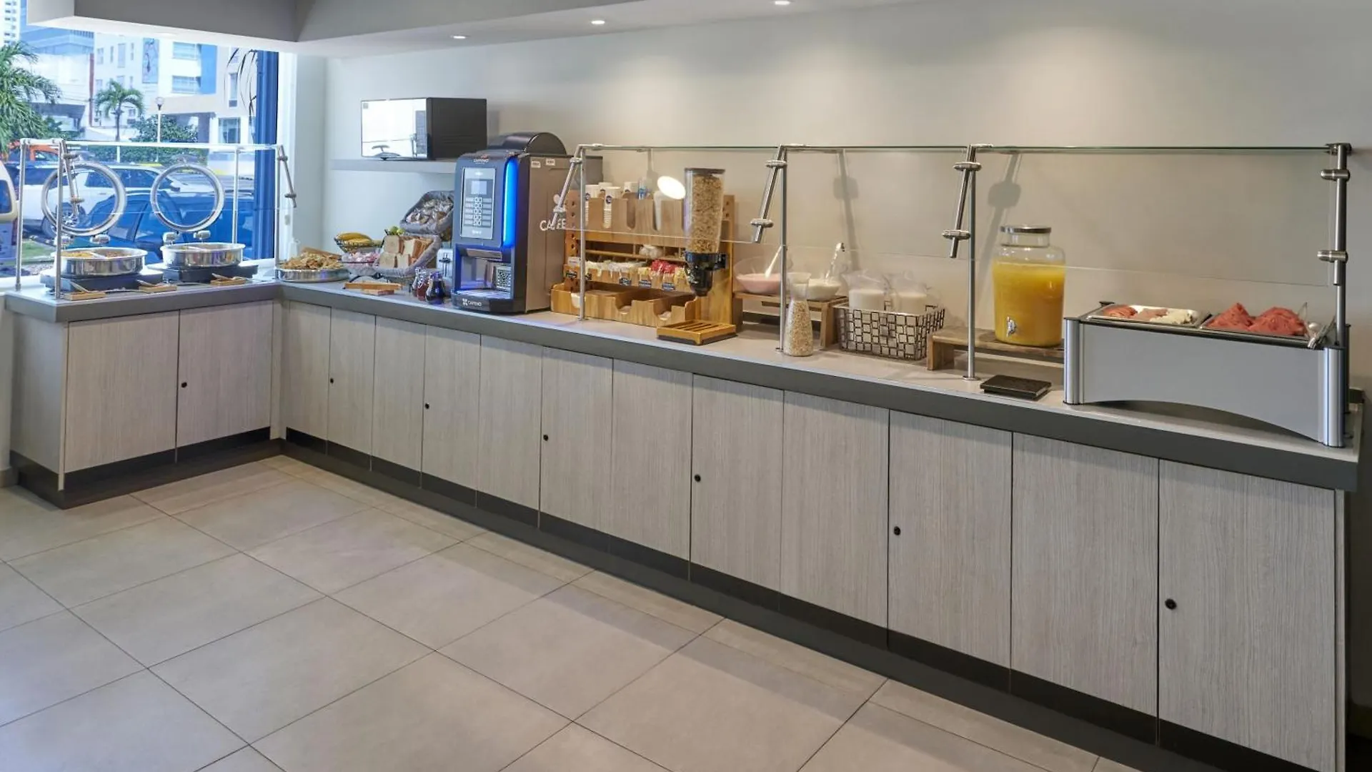 City Express Junior By Marriott Cancún México