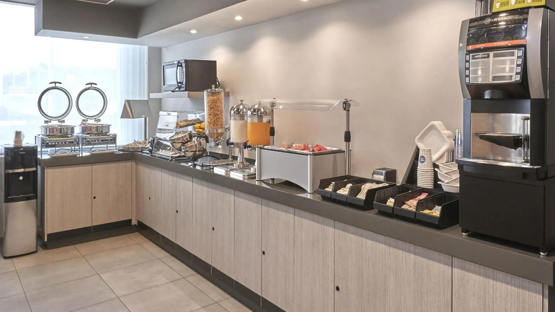 City Express Junior By Marriott Cancún