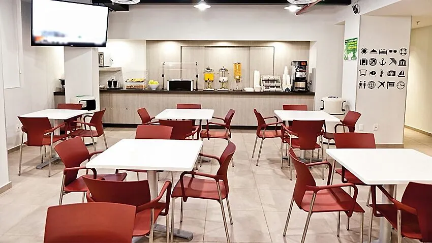 Hotel City Express Junior By Marriott Cancún
