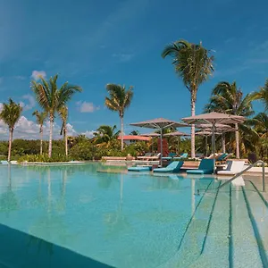 5* Resort Estudio Playa Mujeres